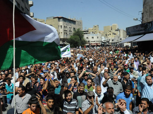 الحراك يعلن عن اعتصام لمدة 60 يوما على طريق المطار